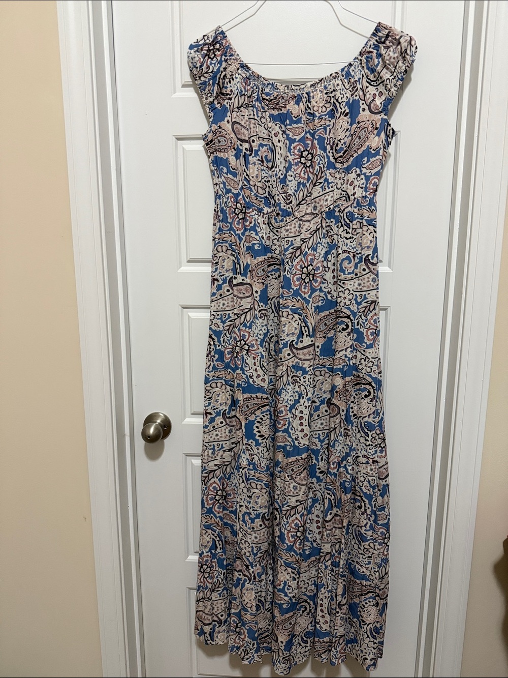 Blue Paisley Maxi Dress with Scoop Neck